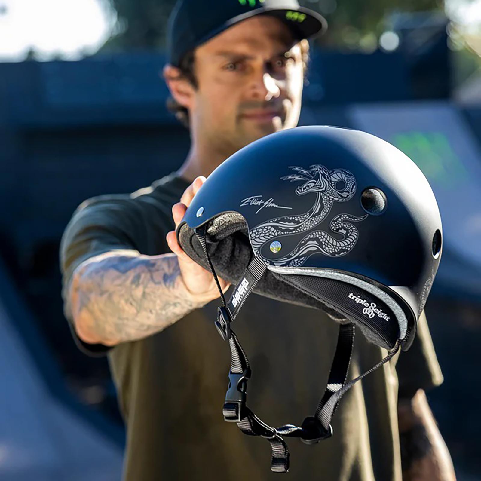 Triple 8 Deep Cover Helmet / Elliot Sloan