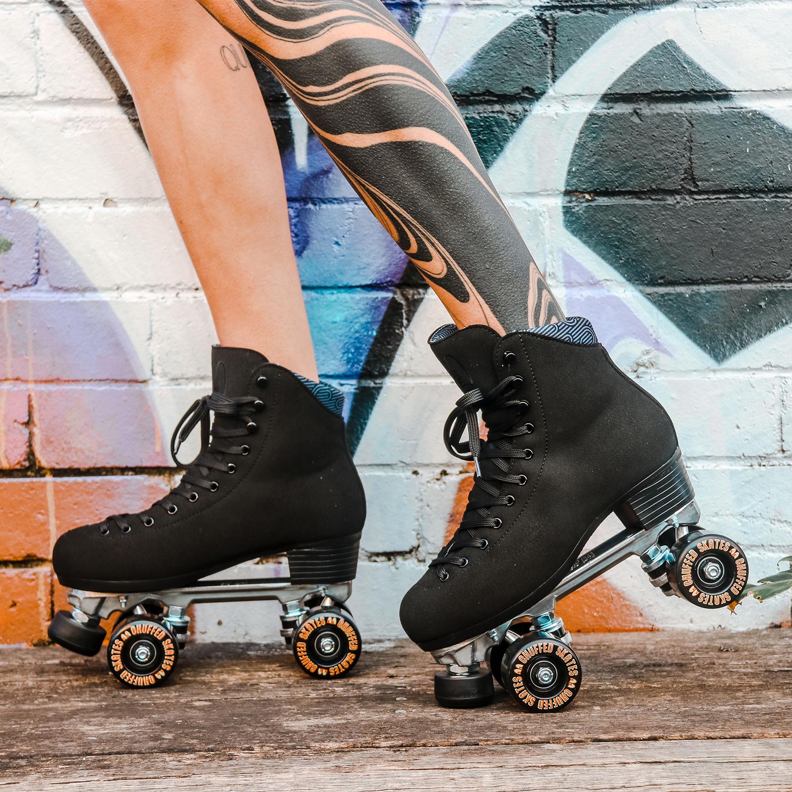 Chuffed Wanderer Roller Skates / Vegan Black