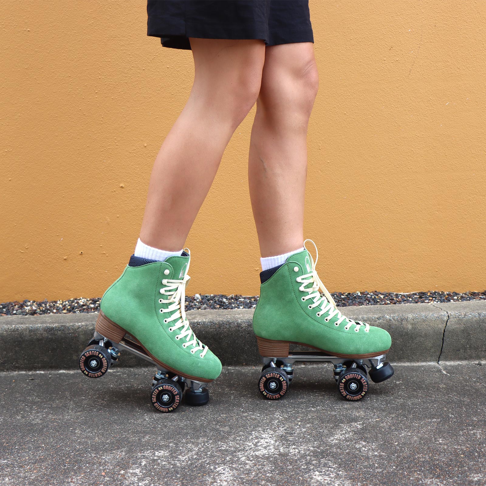 Chuffed Wanderer Roller Skates / Olive Green